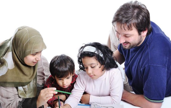 نقش والدین در موفقیت دانش‌ آموزان کلاس اول 
