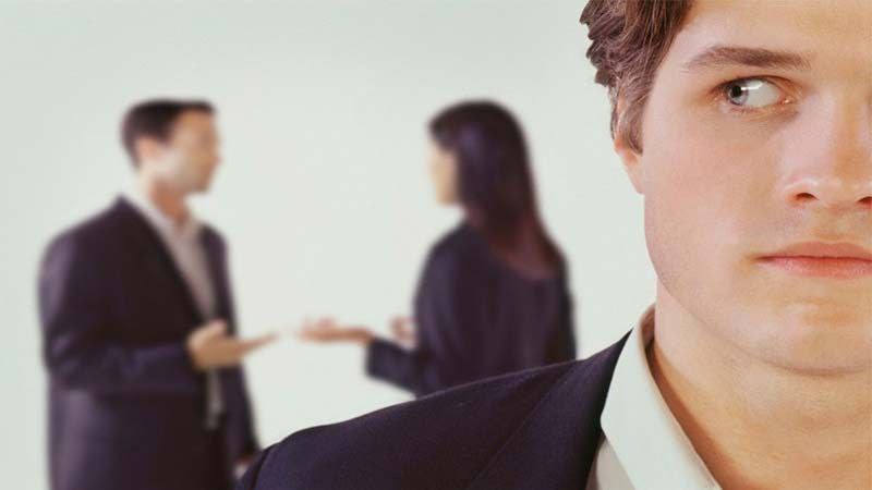 نشانه های پارانویا