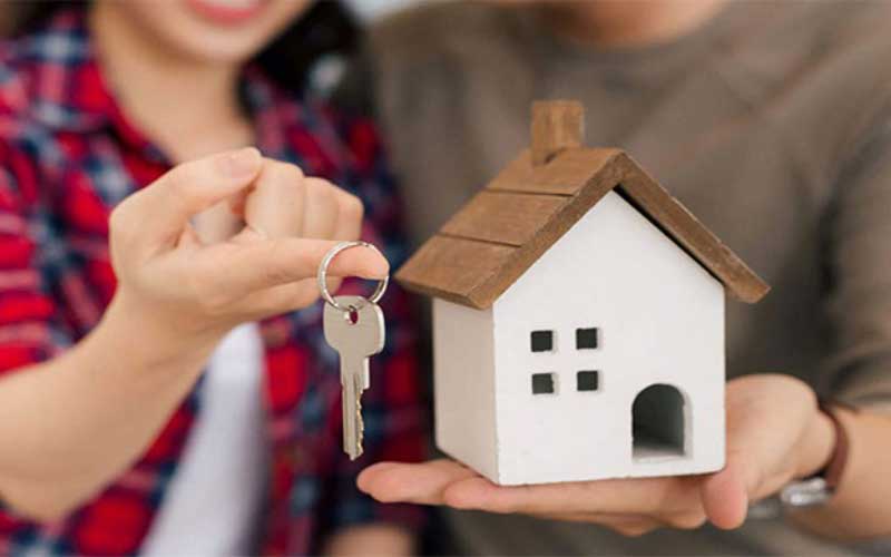 حق زن در تعیین محل زندگی و اقامت
